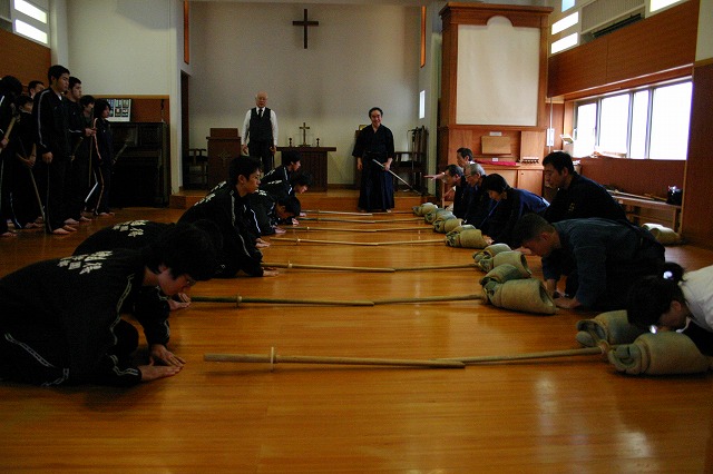 園 清 教学